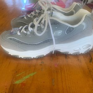 Skechers Tennis Shoes